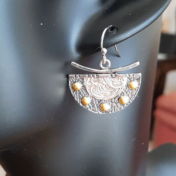 Jewelry - NWOT  Semi circle  fan shaped copper and silver toned earrings.